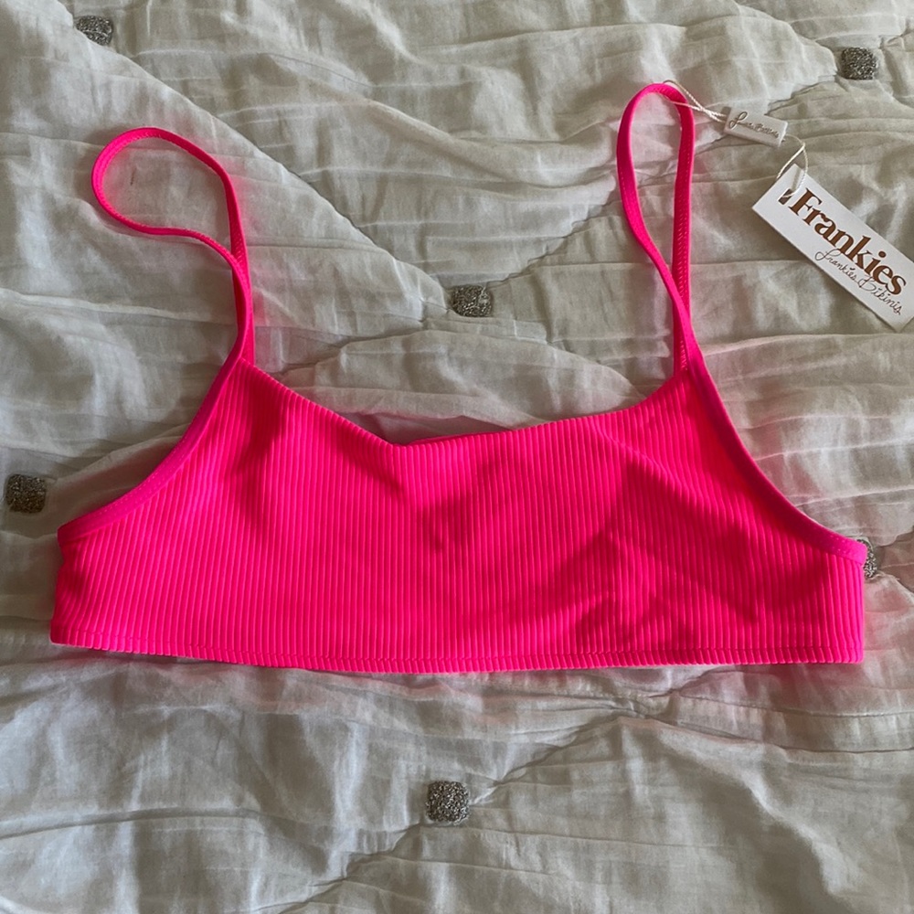 NWT Frankie’s Bikinis Neon Pink Bikini Top